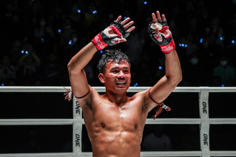 OL33   Teeyai PK Saenchai VS Ayad Albadr17