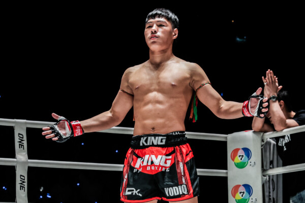 OL33   Yod IQ PK Saenchai VS Alexey Balyko26