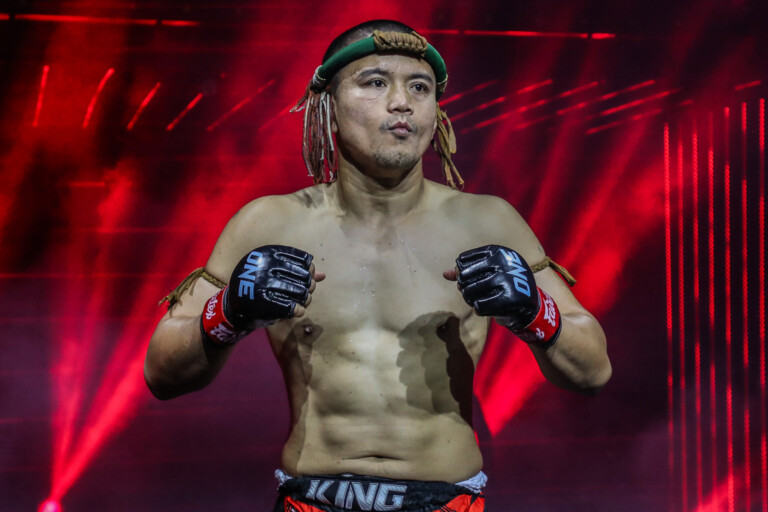 Pongsiri PK Saenchai vs Kiamran Nabati (27)