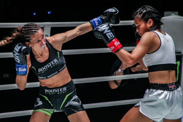 Anna Jaroonsak vs Cristina Morales OFN16 (26)