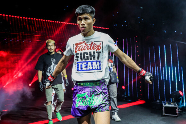 Ferrari Fairtex VS Fariya Aminipour28 1200x800