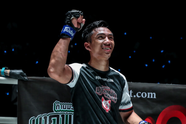 BM Fairtex vs Petnamkhong Mongkolpet OL43 (22)
