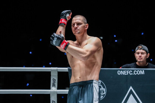 Dmitry Menshikov Mouhcine Chafi ONE Fight Night 17 30