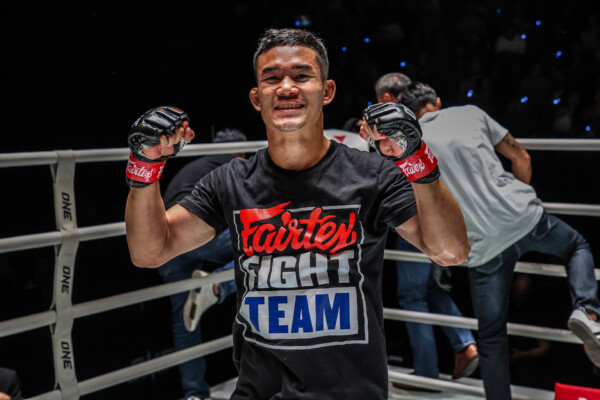 Kompet Fairtex vs Daren Rolland OL47 (33)
