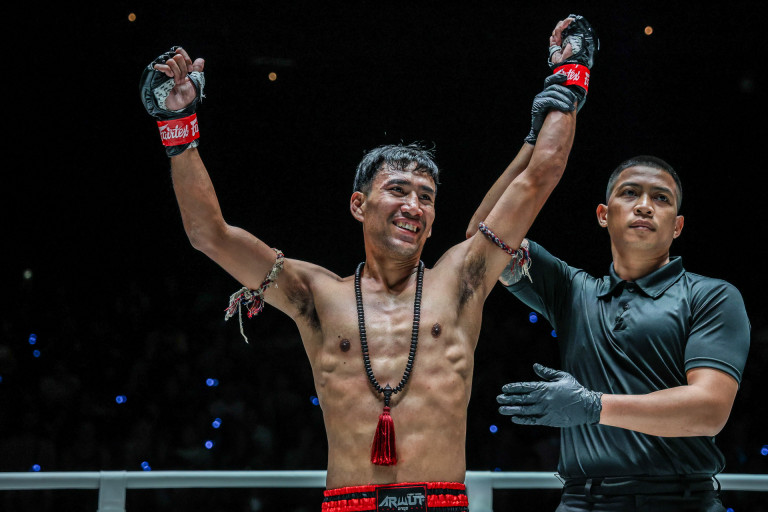 Yodthongthai Sor Sommai vs Omar El Halabi OL52 (16)