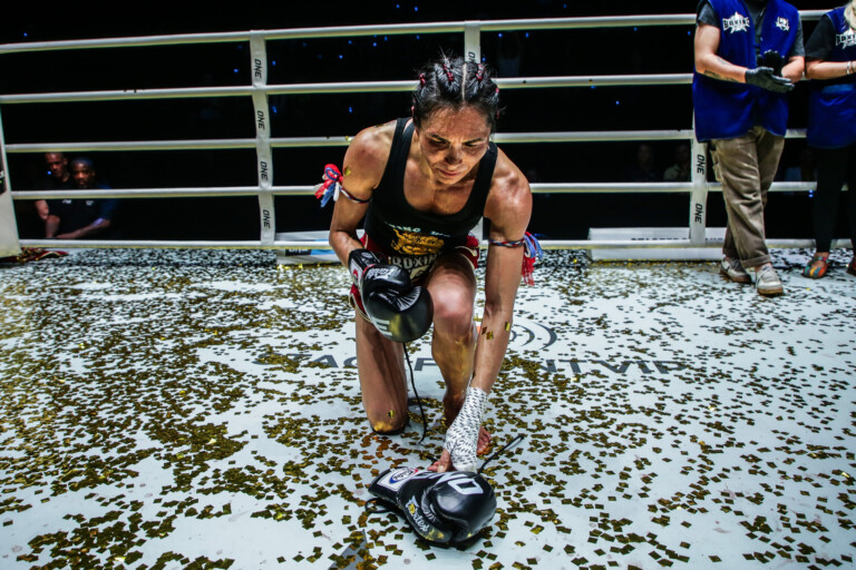 Janet Todd vs Phetjeeja Lukjaoporongtom OFN 20 (22)