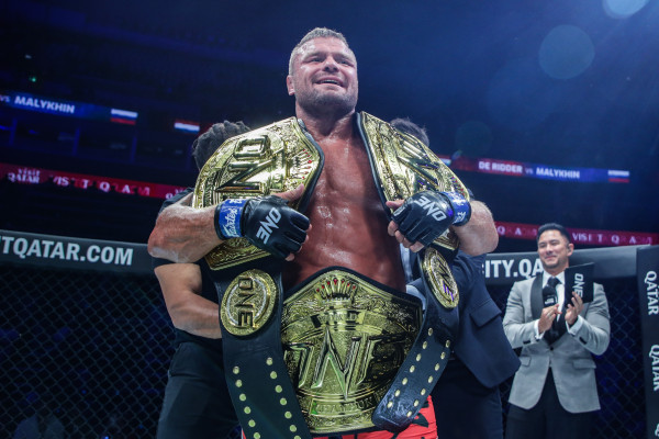 Reinier de Ridder vs Anatoly Malykhin ONE166 (12)