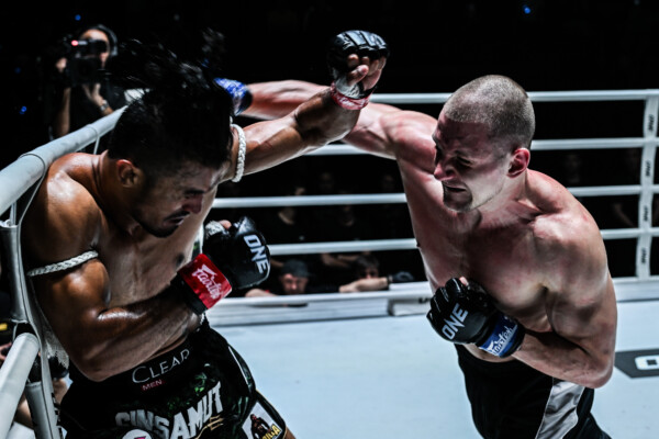OFN22_Sinsamut Klinmee VS Dmitry Menshikov (31)