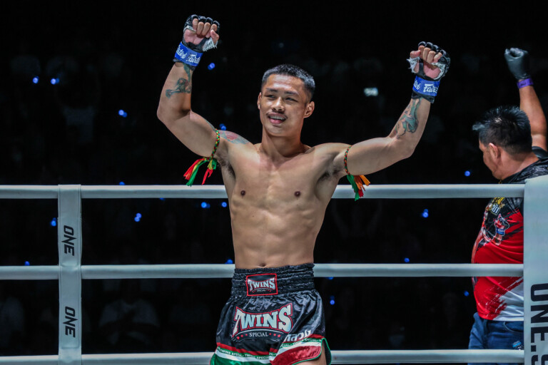 Jaosuayai vs Puengluang (4)