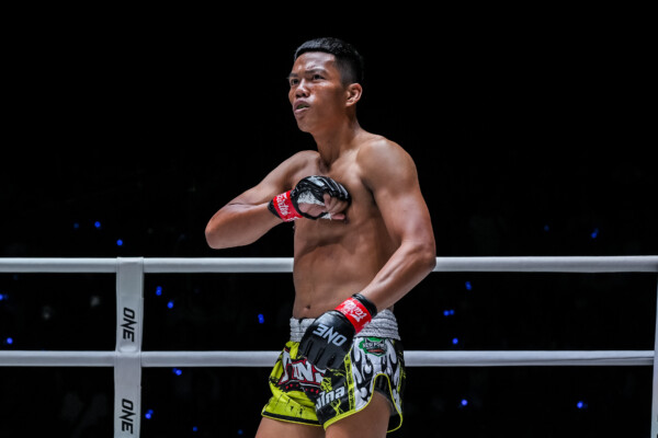 Kongklai vs Otis Waghorn (10)