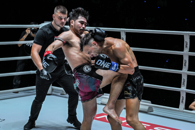Prajanchai PK Saenchai Jonathan Di Bella ONE Friday Fights 68 42