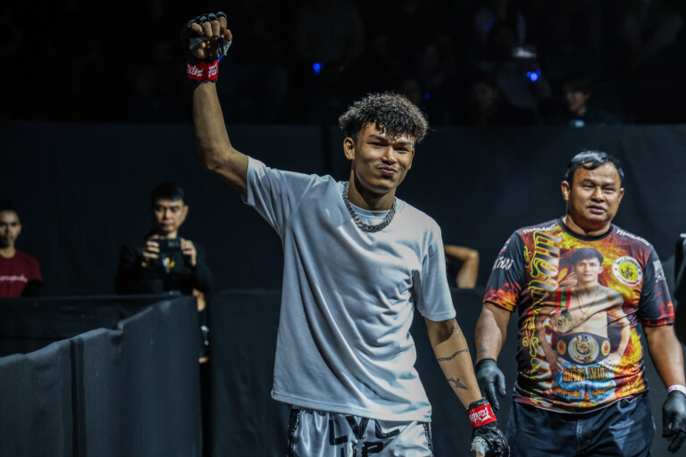 Nontachai Jitmuangnon VS Alessio Malatesta (19)