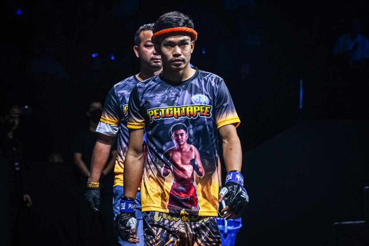 OL87 PayakSurin vs Pettapee (14)