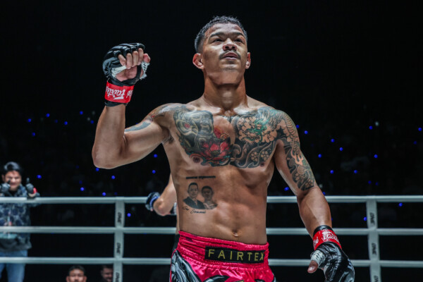 ONE169_07_KongthoraneeSor Sommai_VS_Tagir Khalilov (42)