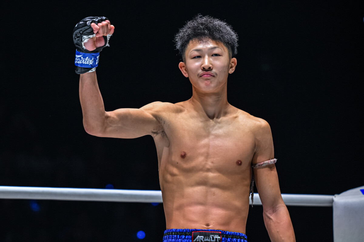 02 Rittidet vs Shimon OL92 (36)