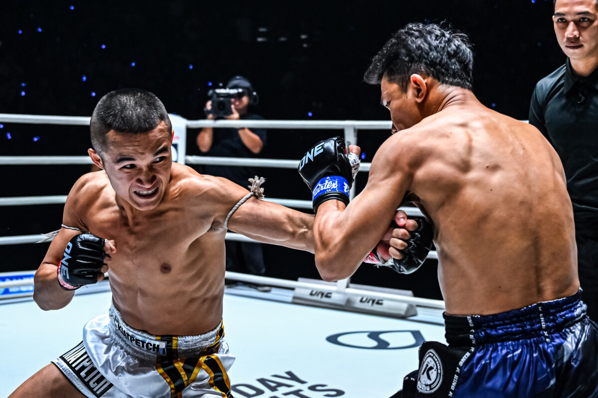 05 Maisangkum vs Watcharaphon OL92 (26)