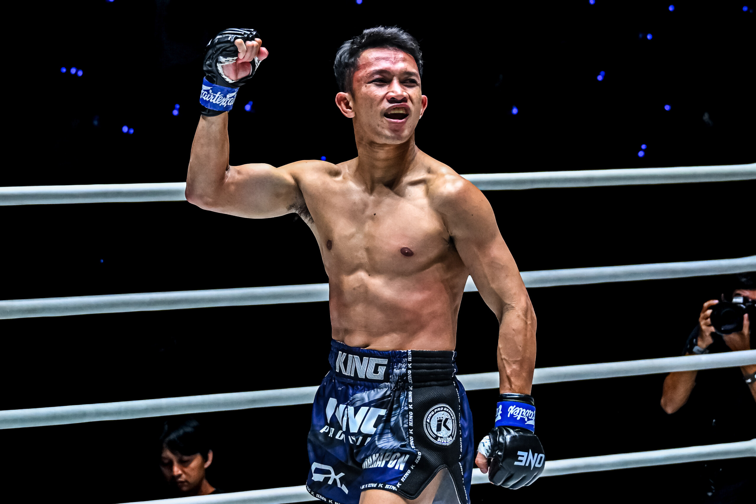 05 Maisangkum vs Watcharaphon OL92 (27)