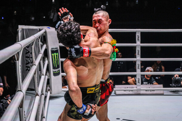 OL94 Puengluang vs Akif Guluzada (24)