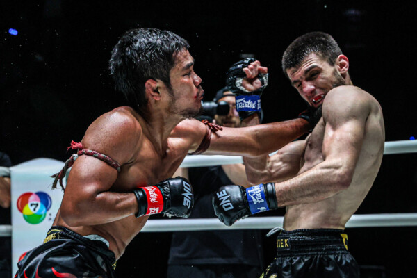 OL100 Muangthai Vs Ibragim Abdulmedzhidov (15)
