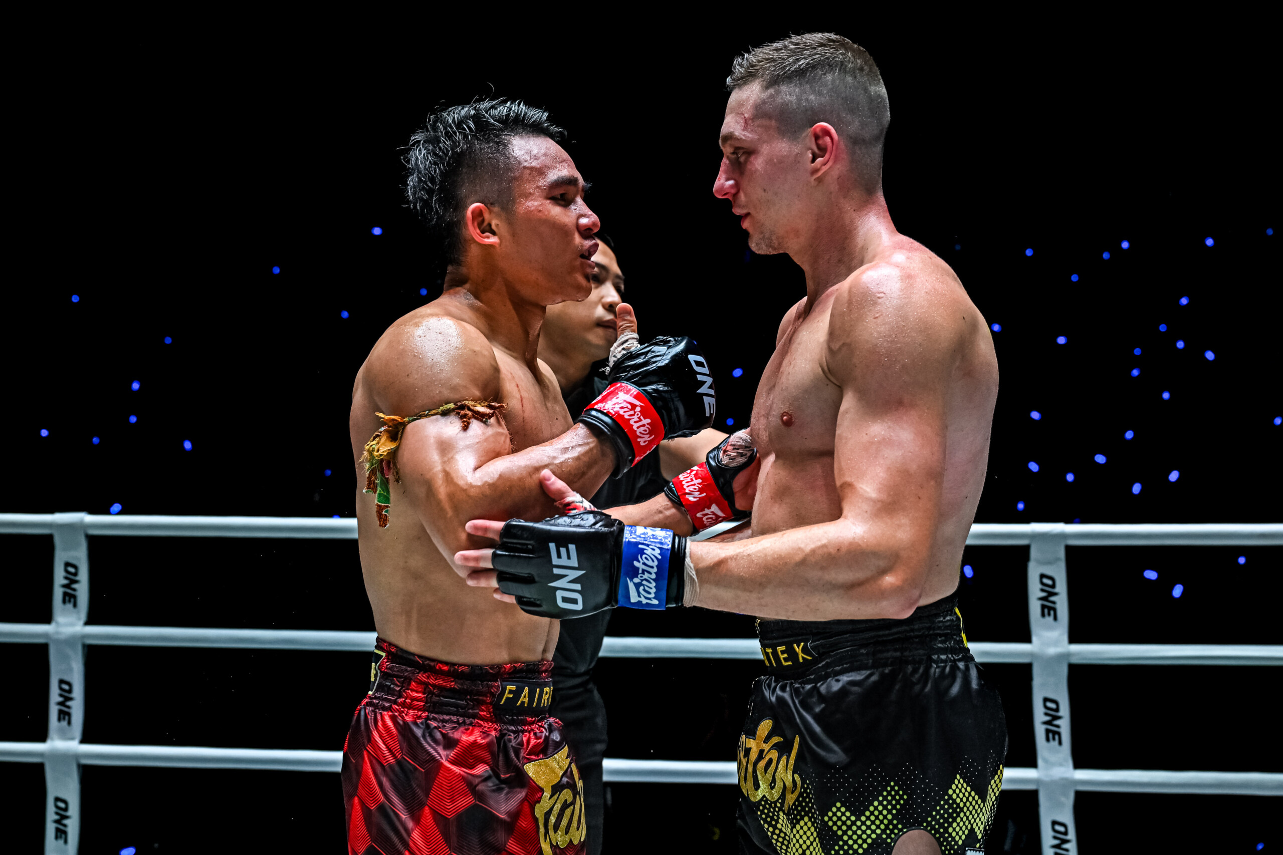 OL99 Worapon VS Soner Sen (4)