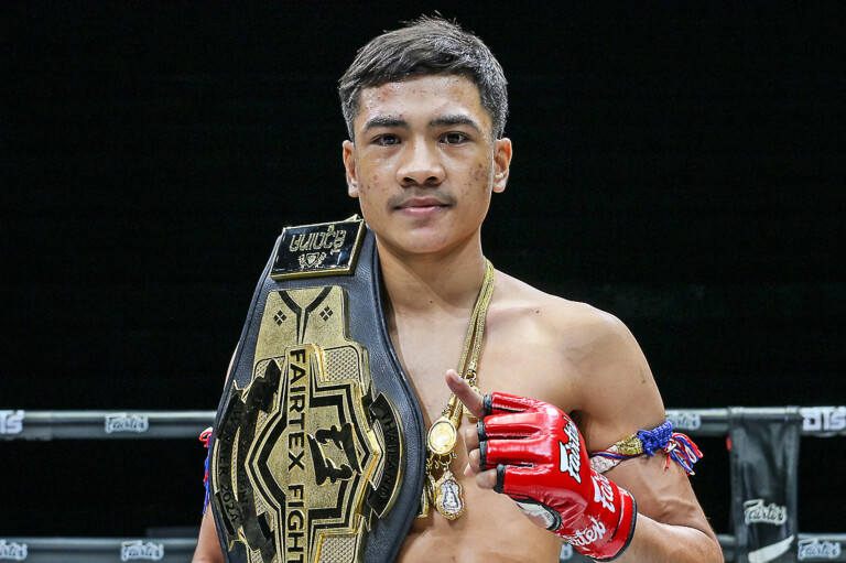Cover_OL106_Payakrut_Prefight