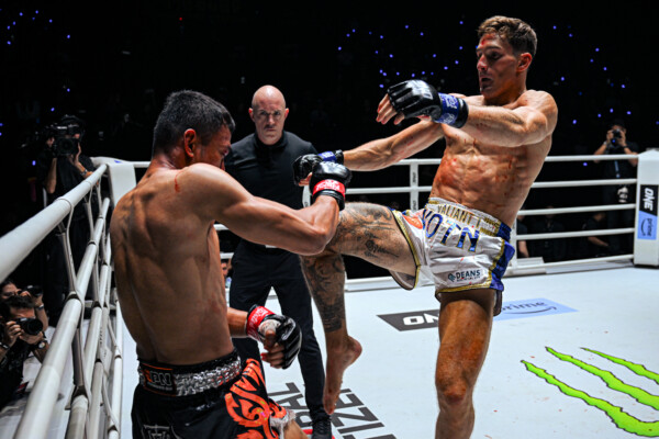 OFN30_09_Sitthichai_VS_Nico Carrillo (8)