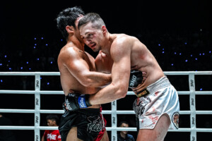 06 Komawut vs Soner Sen_OL110 12