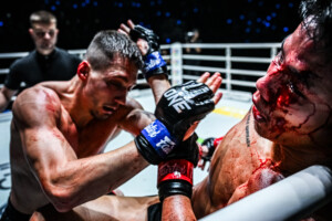 06 Komawut vs Soner Sen_OL110 31