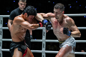 06 Komawut vs Soner Sen_OL110 6