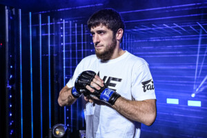 OL110_12_Worapon_vs_IlyasMusaev 1