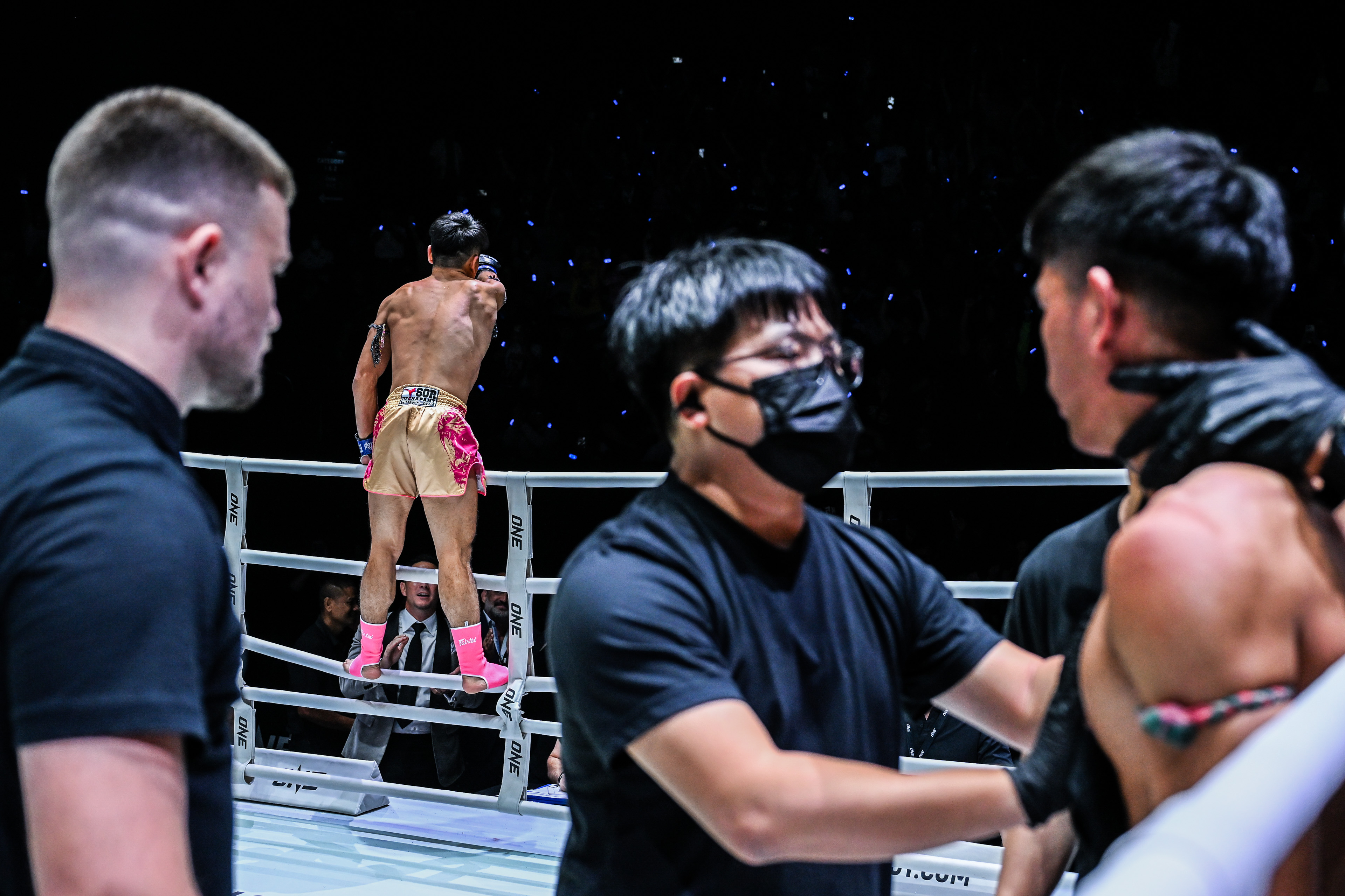 08 Nakrob Fairtex VS Jaosuayai OFN32 (37)