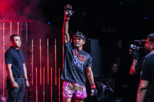 08 Nakrob Fairtex VS Jaosuayai OFN32 5