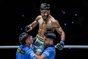 12 Singdomthong vs Abdallah Ondash OL112 19
