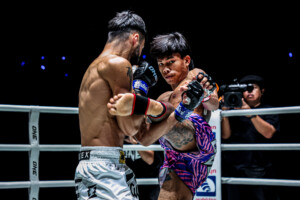 12 Singdomthong vs Abdallah Ondash OL112 27