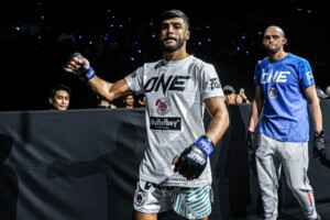 12 Singdomthong vs Abdallah Ondash OL112 6
