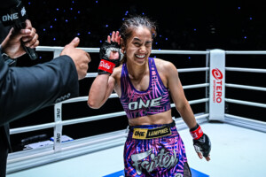 OL111 Islay Erika Bomogao vs Nerea Rubio 15