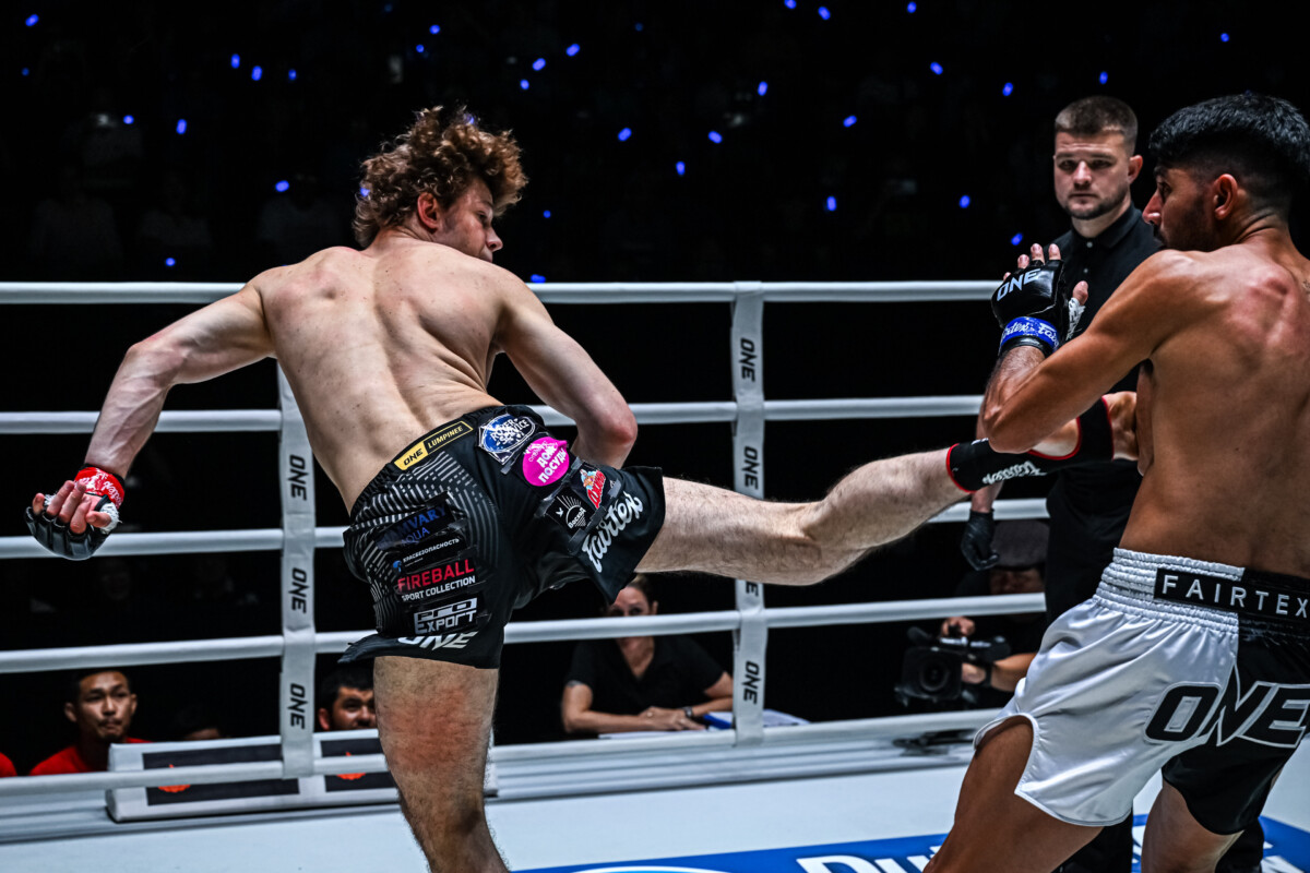 ใครแกร่งกว่ารอด! “เต็งหนึ่ง” งัดความเก๋า เข้าปะทะความสด “มักซิม” คู่เอก ศึก ONE ลุมพินี 121 4 ใครแกร่งกว่ารอด