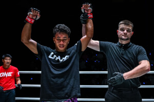 OL111 Petsukumvit vs Silviu Vitez 17