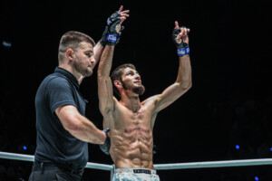 OL113 Denphuthai vs Asadula Imangazaliev 1