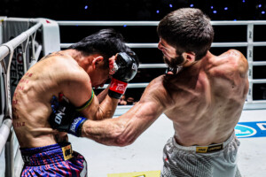 OL113 Denphuthai vs Asadula Imangazaliev 11
