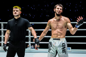 OL113 Denphuthai vs Asadula Imangazaliev 12