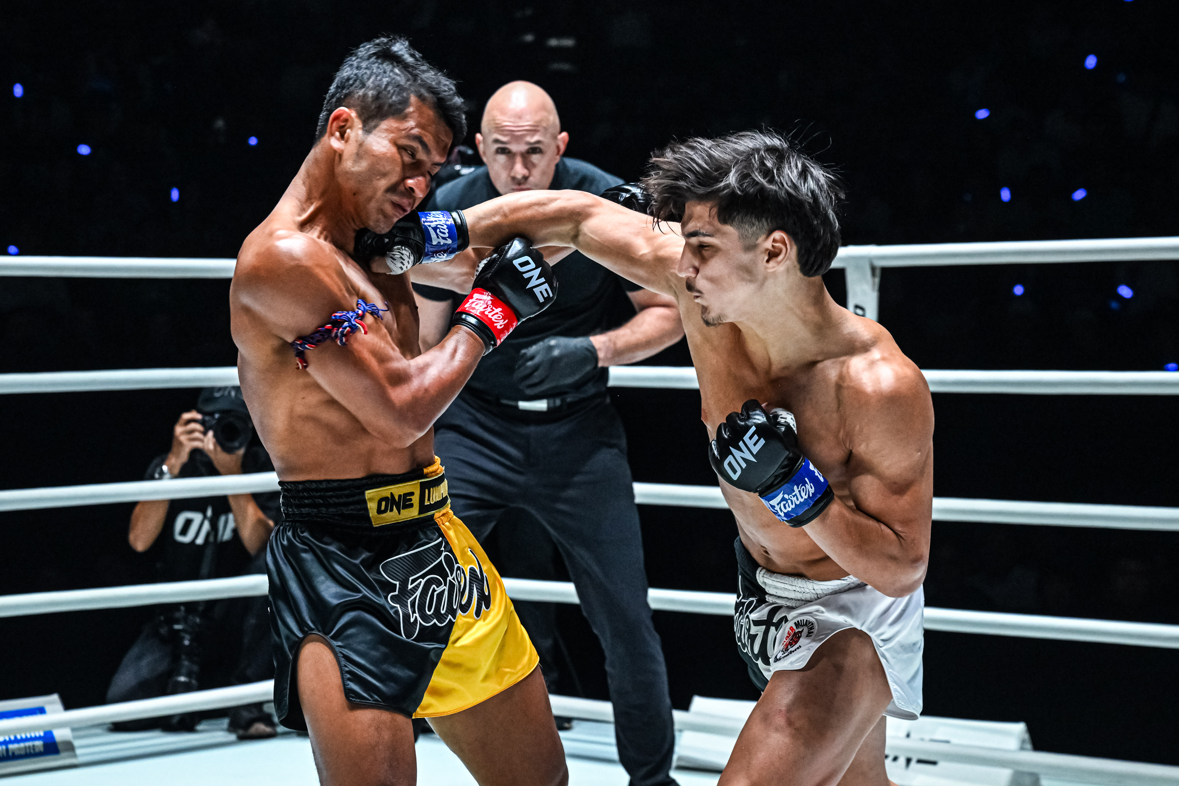 OL114 Chartpayak vs Ramadan Ondash 60.jpg