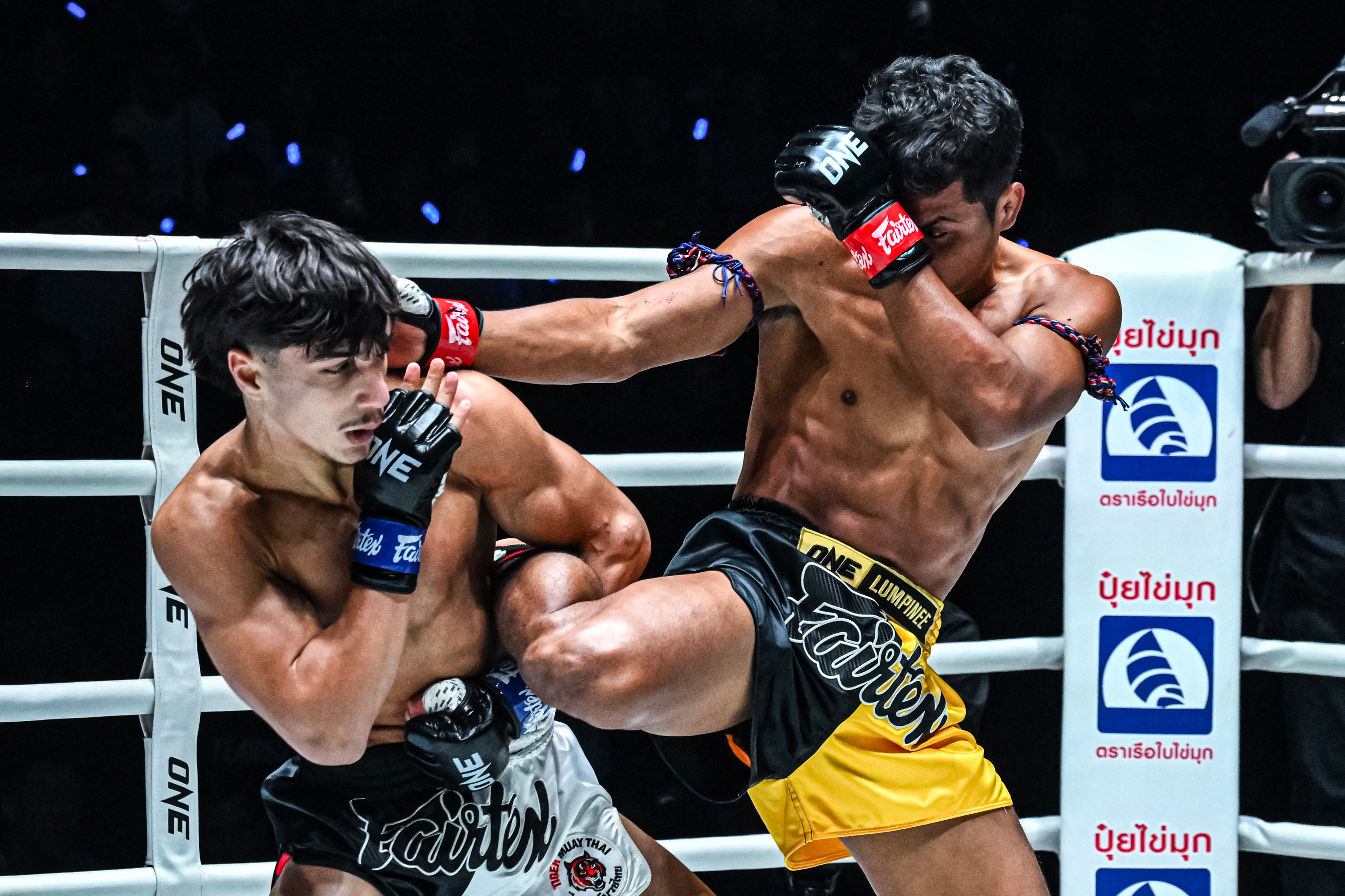 OL114 Chartpayak vs Ramadan Ondash 64.jpg