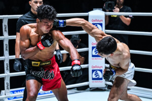 OL114 Petsukumvit vs Aslamjon Ortikov 26