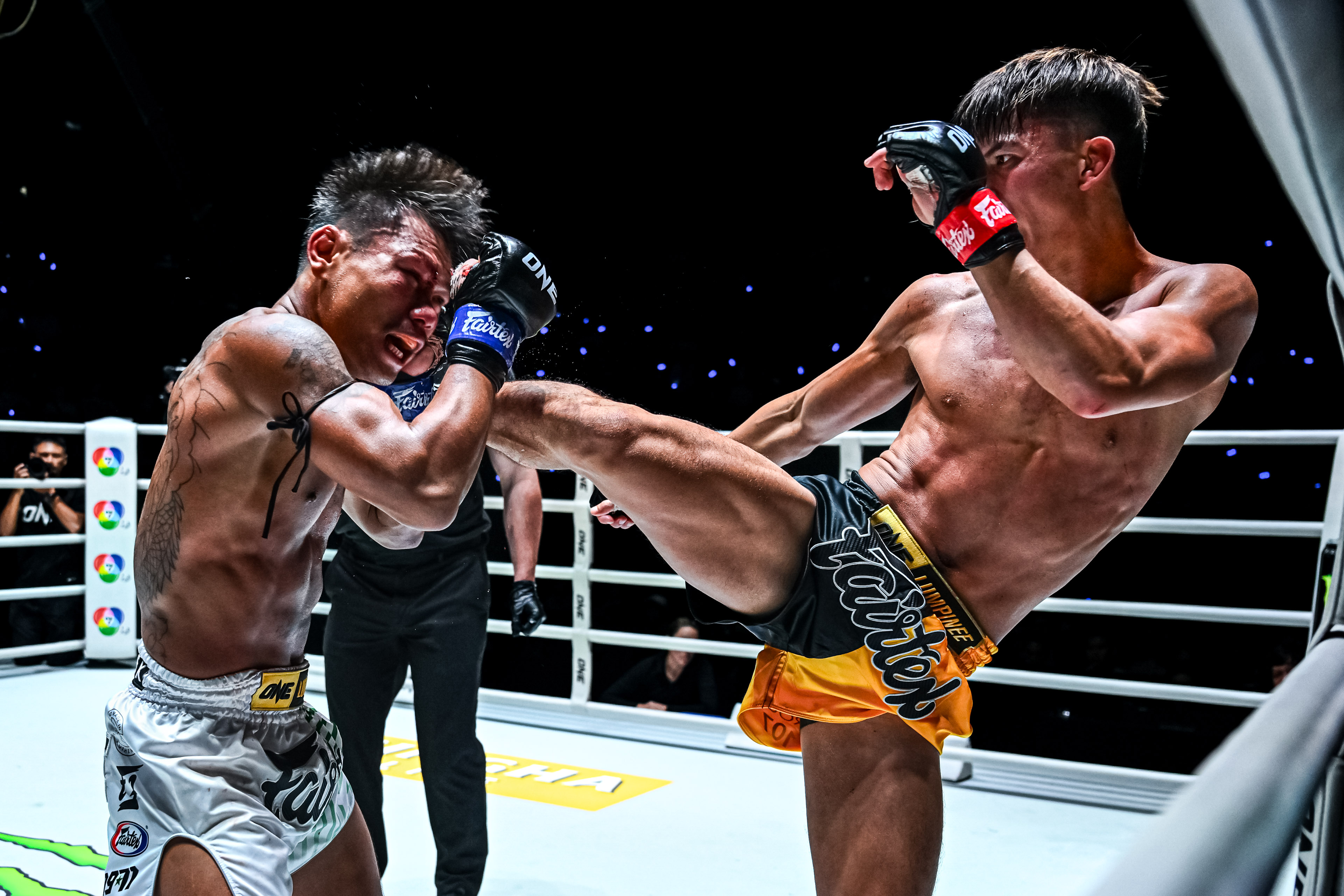 05 Ahavat Gordon vs Seksan OL115 10.jpg
