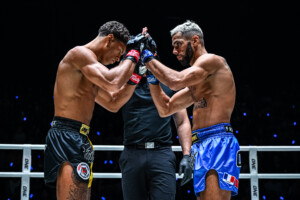 06 Otis Waghorn VS Hakim Bah OL118 13