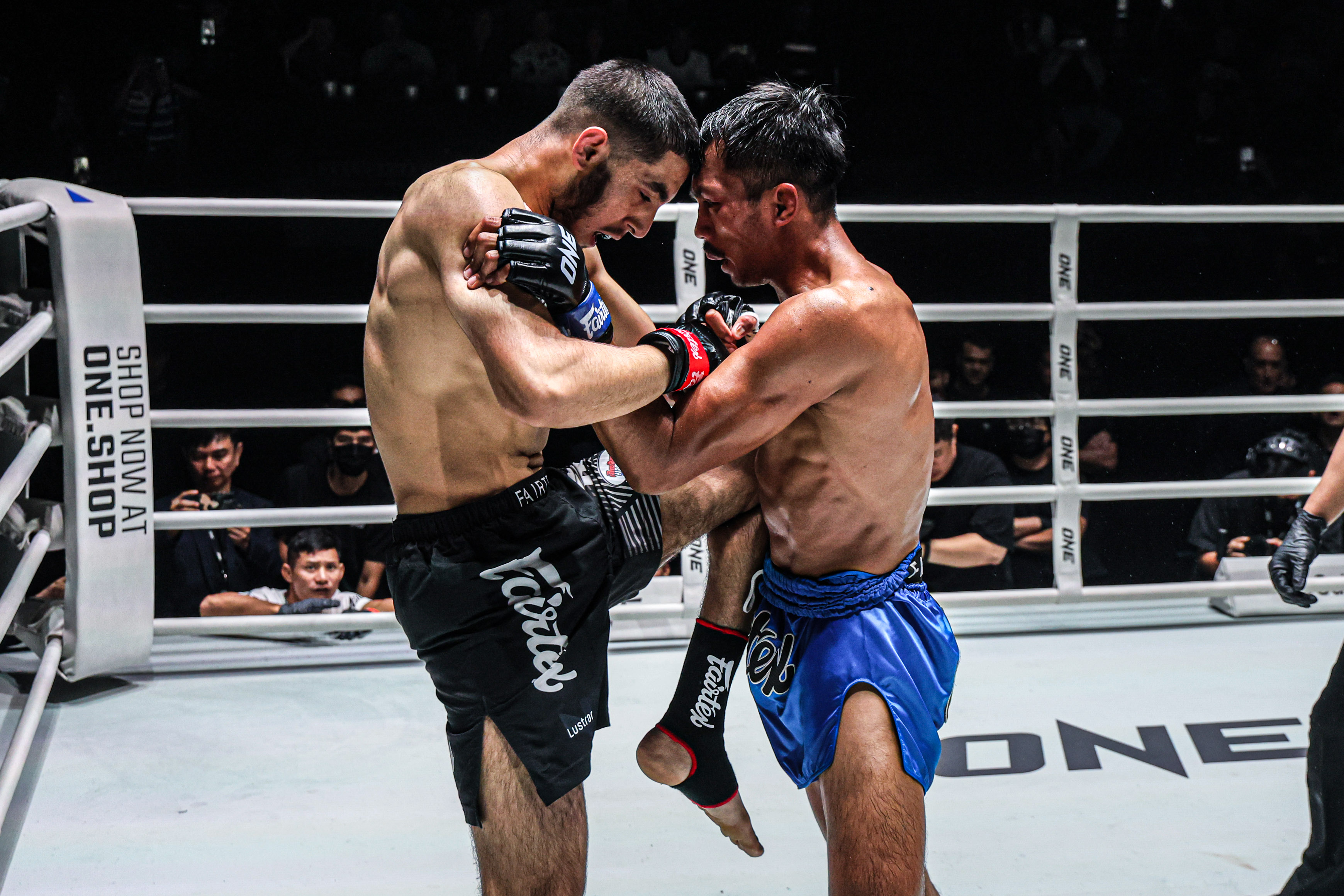 06 Ubaid Hussain vs Petnakian OL121 26.jpg