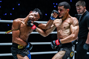 06 Walid Sakhraji vs Khunponnoi OL119 10