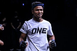 06 Walid Sakhraji vs Khunponnoi OL119 45