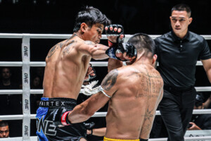 11 Chokpreecha vs Thway Lin Htet OL121 10